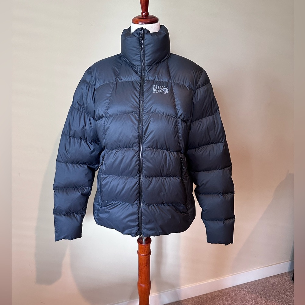 Mountain Hardware Puffer Down Coat